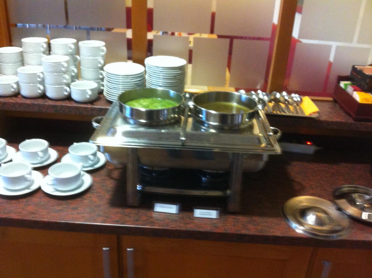Hotel Vila Emei มาริบอร์ ภายนอก รูปภาพ